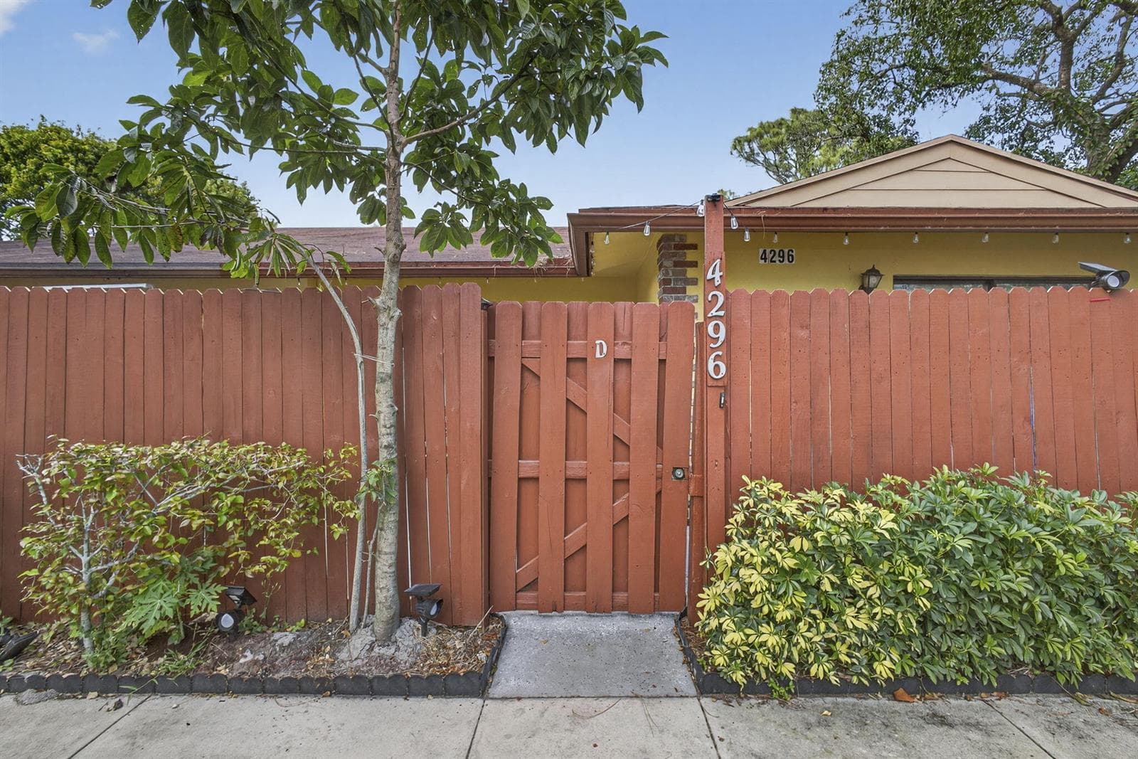 4296 Woodstock Drive # D, West Palm Beach, FL 33409 — zdjęcie 2