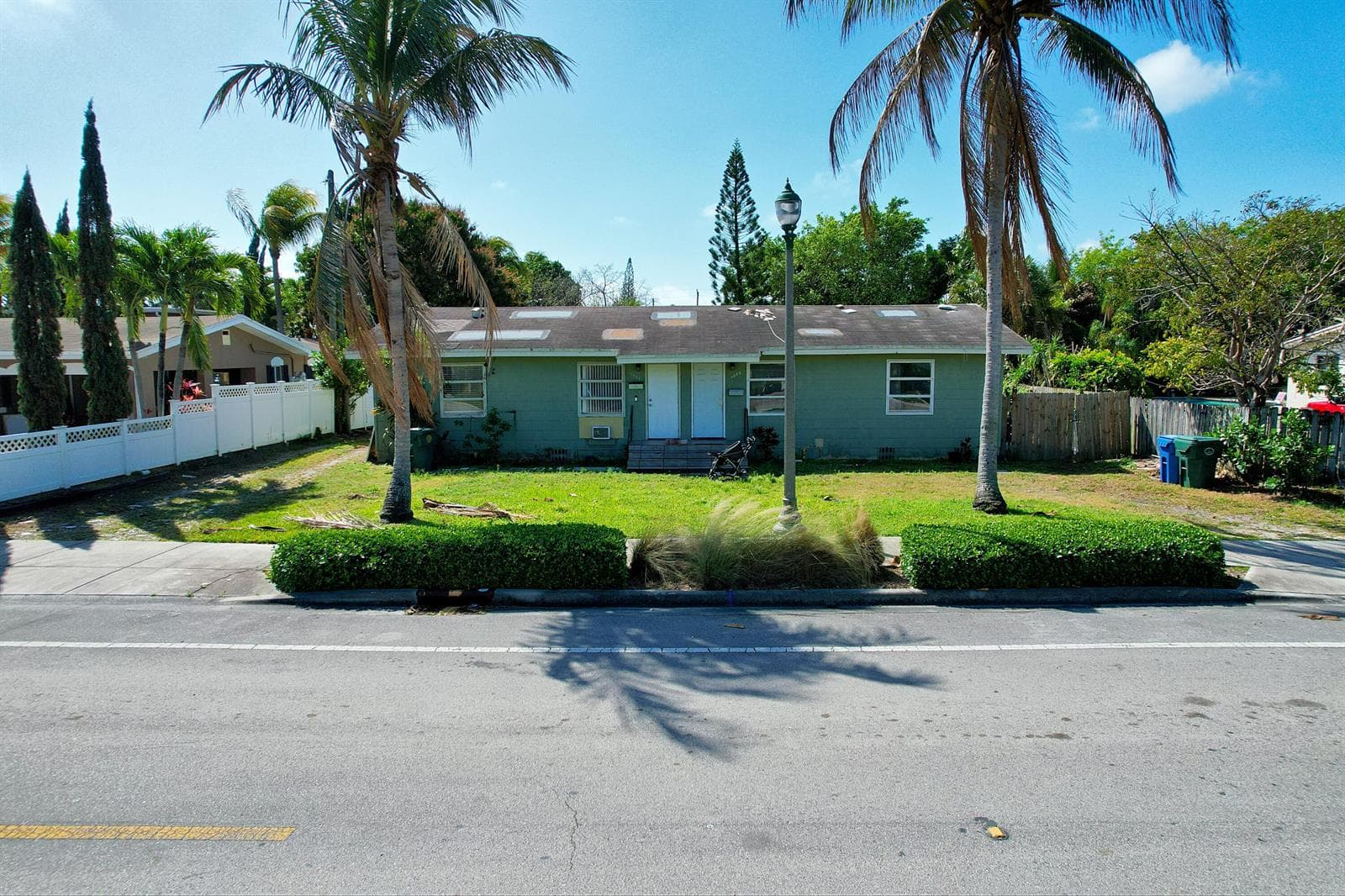 1056 NE 34th Court, Oakland Park, FL 33334 — zdjęcie 3