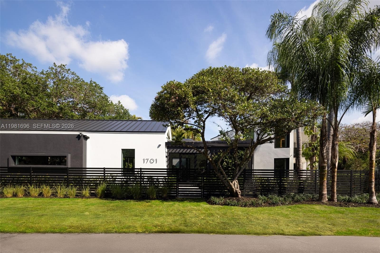 1701 Micanopy Ave, Coconut Grove, FL 33133 — zdjęcie 3