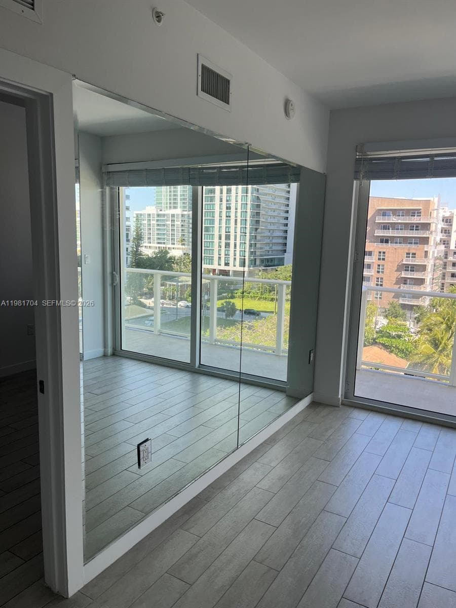 321 NE 26th St # 717, Miami, FL 33137 — zdjęcie 2
