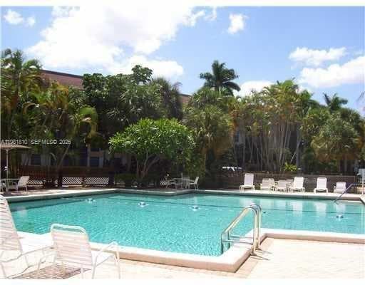5530 NW 44th St # 411C, Lauderhill, FL 33319 — zdjęcie 2