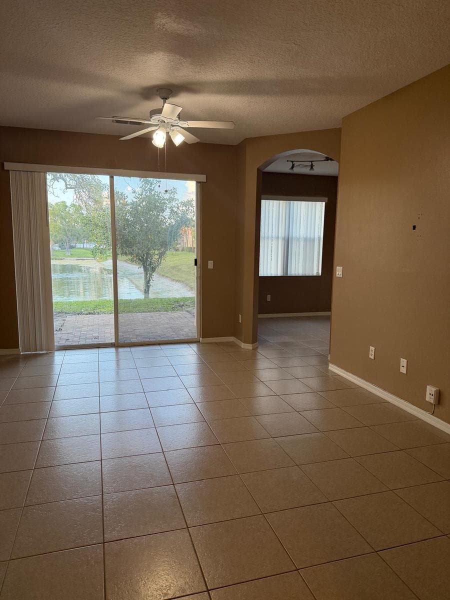 1510 Seminole Palms Drive, FL 33463 — zdjęcie 2