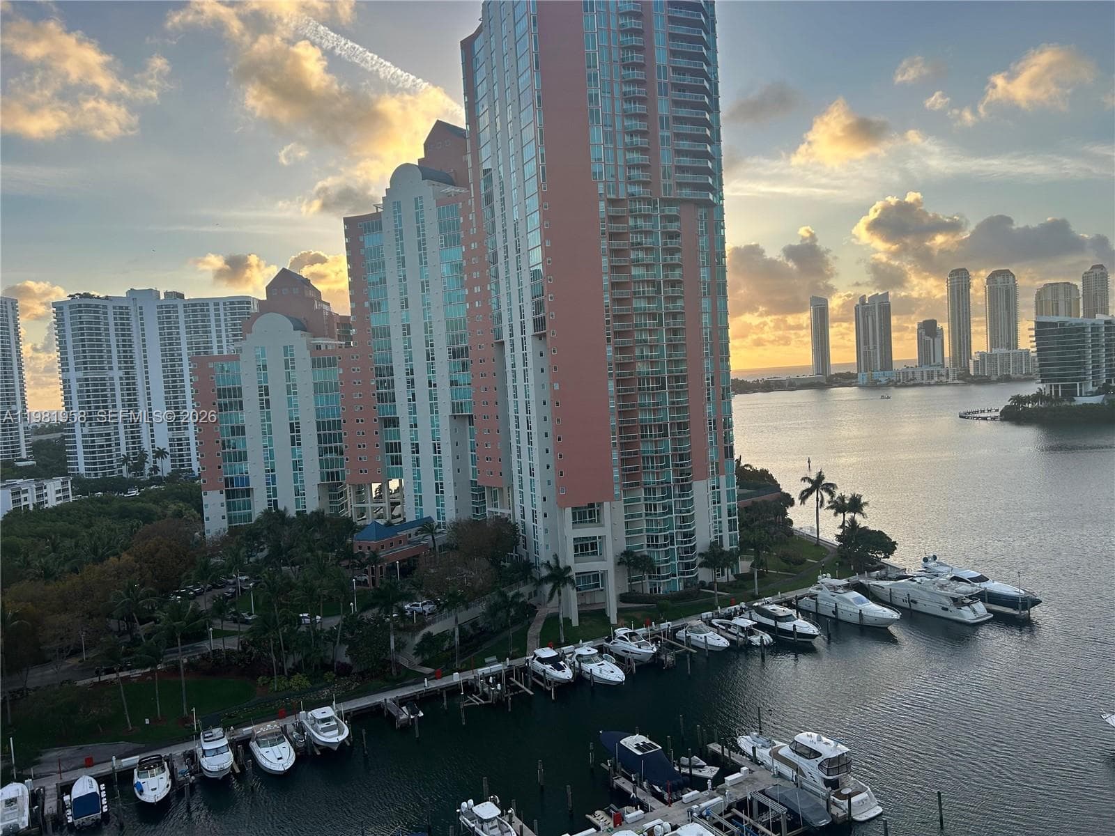 3340 NE 190th St # 1407, Aventura, FL 33180 — zdjęcie 2