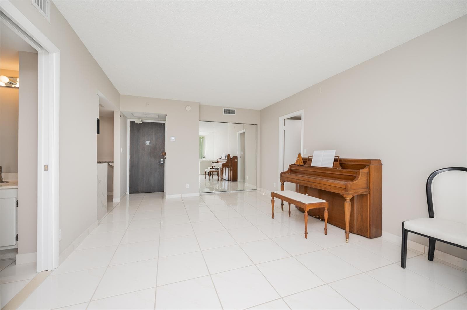 20335 W Country Club Drive # 1704, Aventura, FL 33180 — zdjęcie 5