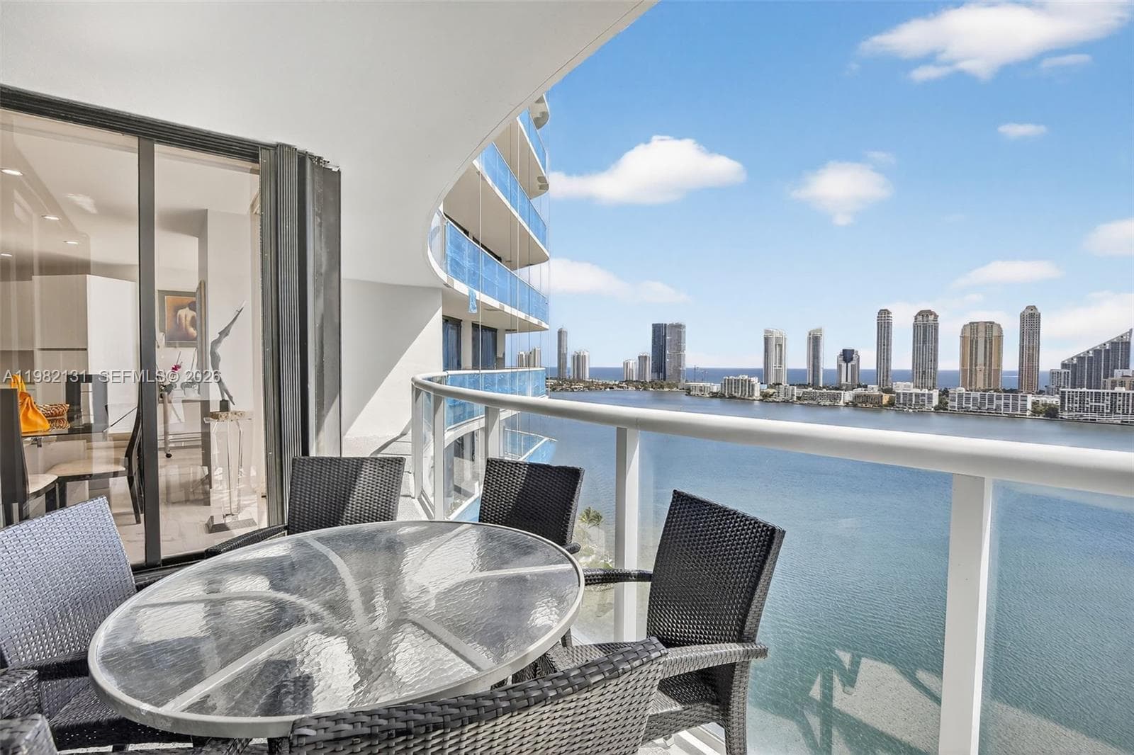 4000 Island Blvd # 2301, Aventura, FL 33160 — zdjęcie 2