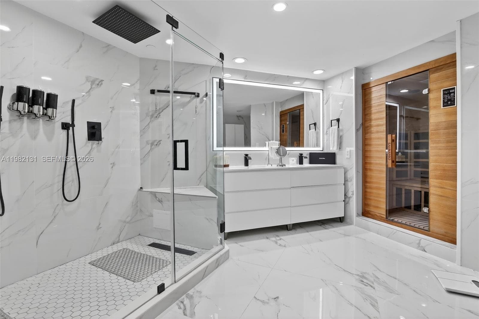 4000 Island Blvd # 2301, Aventura, FL 33160 — zdjęcie 4