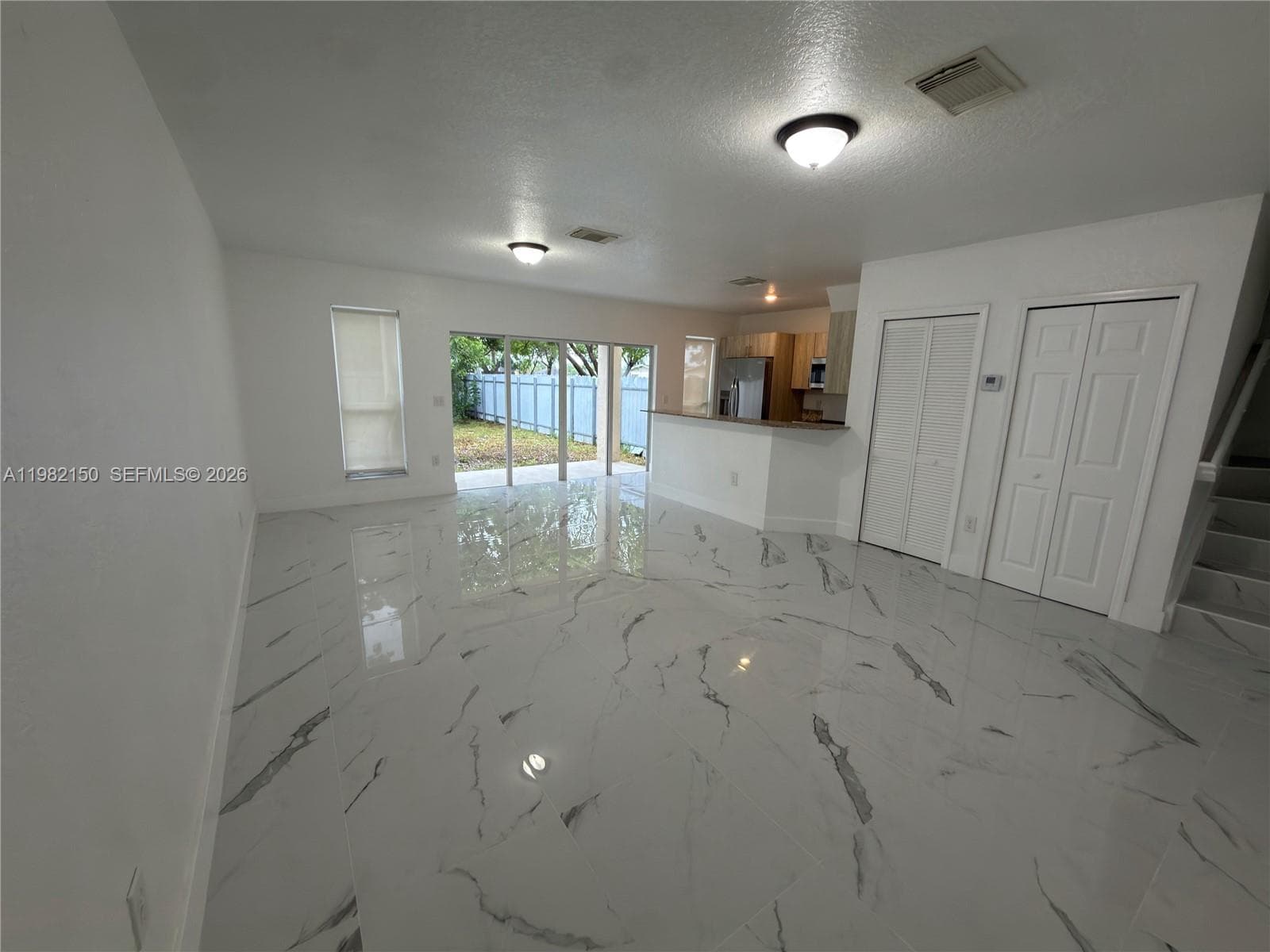 689 NW 6th St # 689, Florida City, FL 33034 — zdjęcie 3
