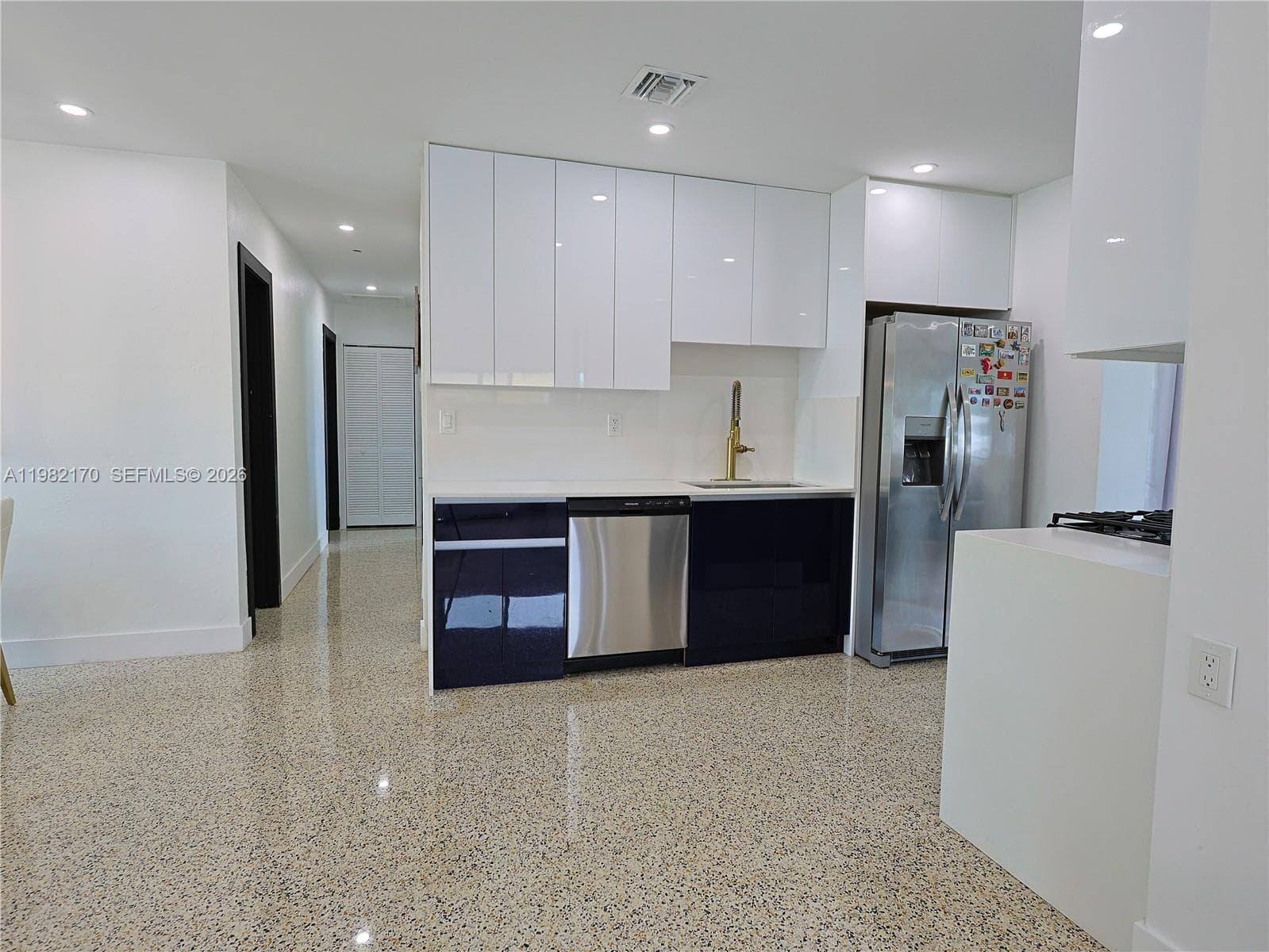 9460 Martinique Dr, Cutler Bay, FL 33189 — zdjęcie 5