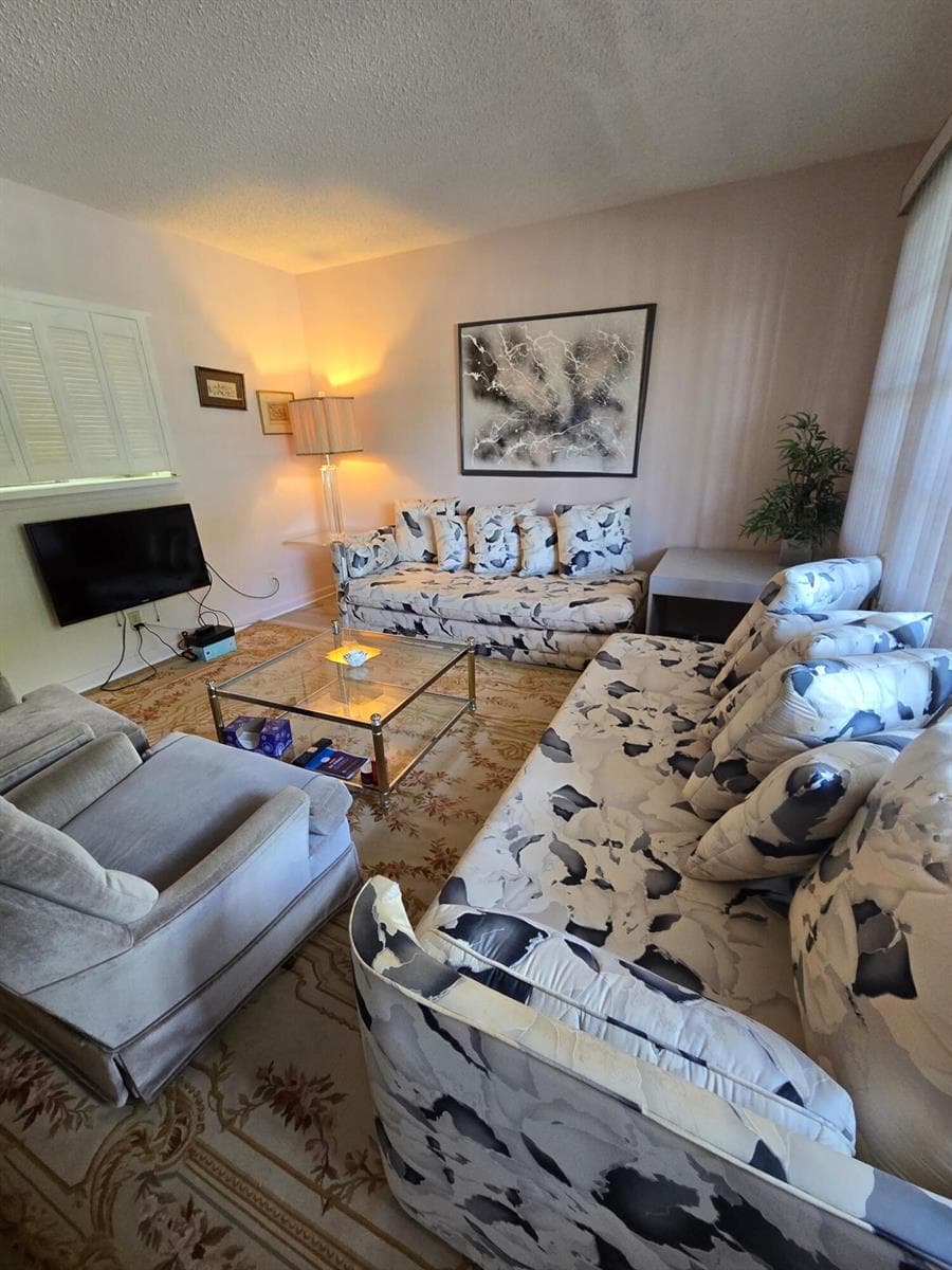 1010 Berkshire A, Deerfield Beach, FL 33442 — zdjęcie 2