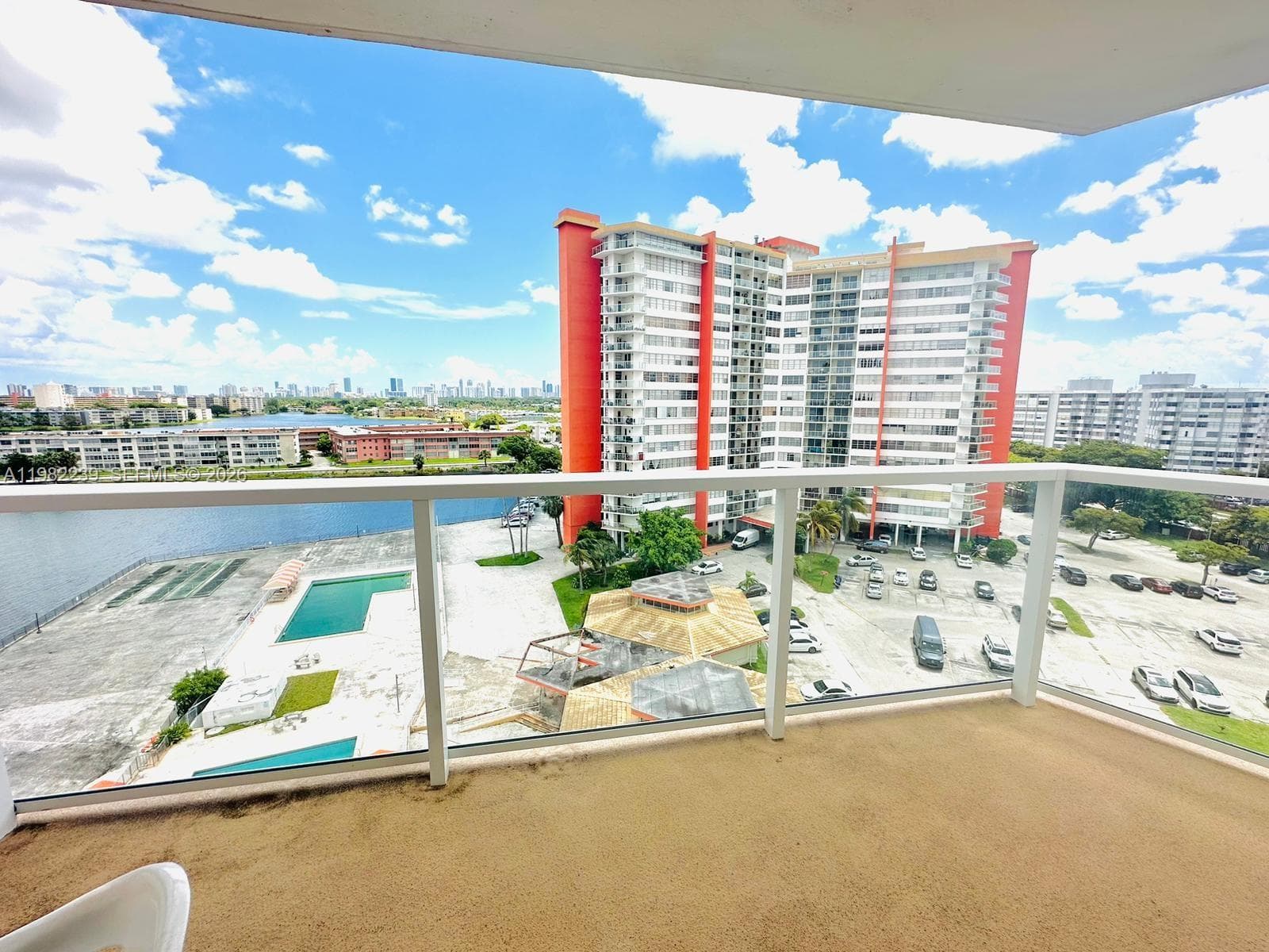 1301 NE Miami Gardens Dr # 915W, Miami, FL 33179 — zdjęcie 5