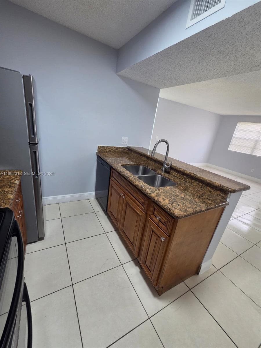 1241 SW 46th Ave # 1006, Pompano Beach, FL 33069 — zdjęcie 2