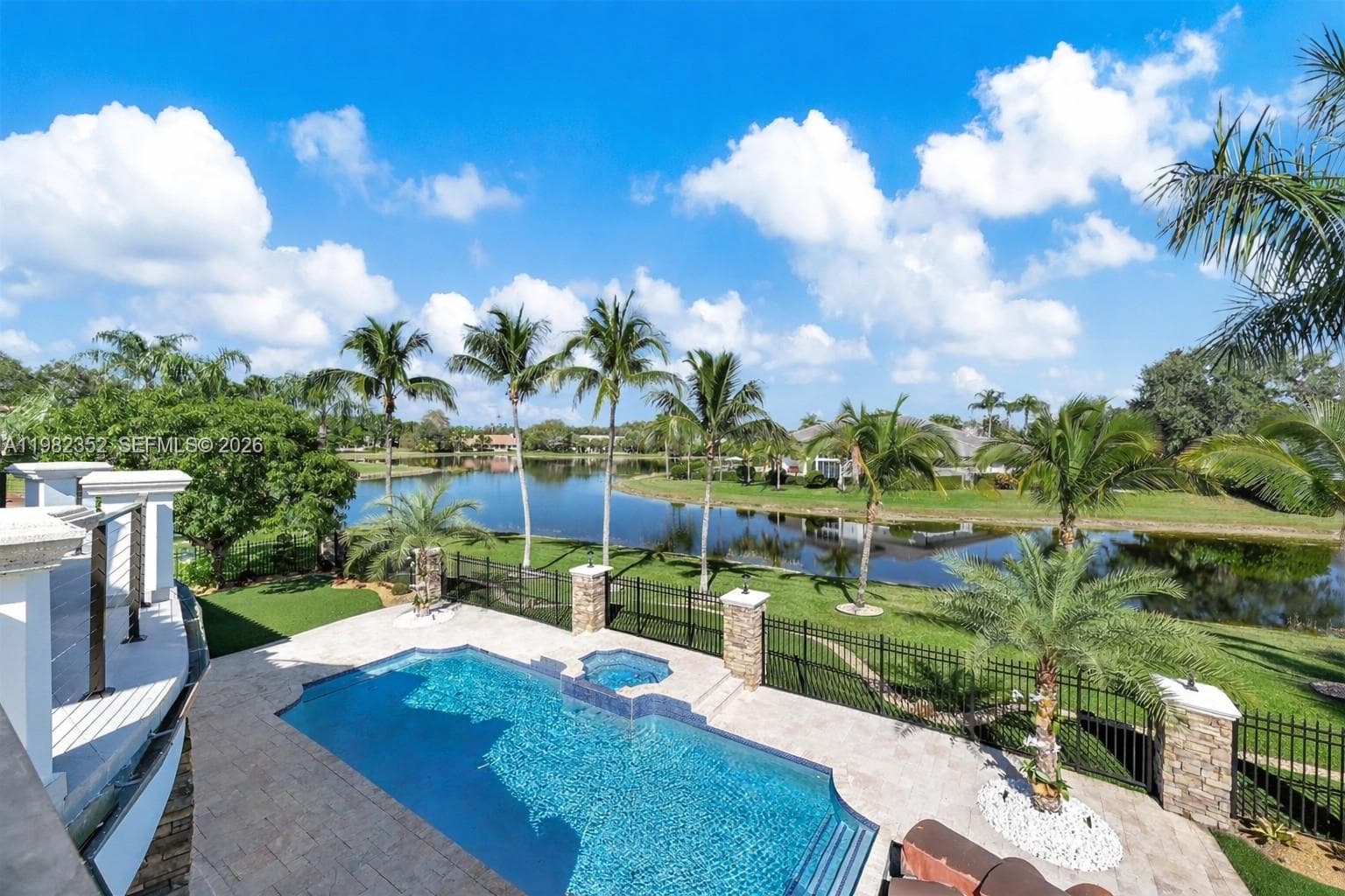 2905 Paddock Rd, Weston, FL 33331 — zdjęcie 2