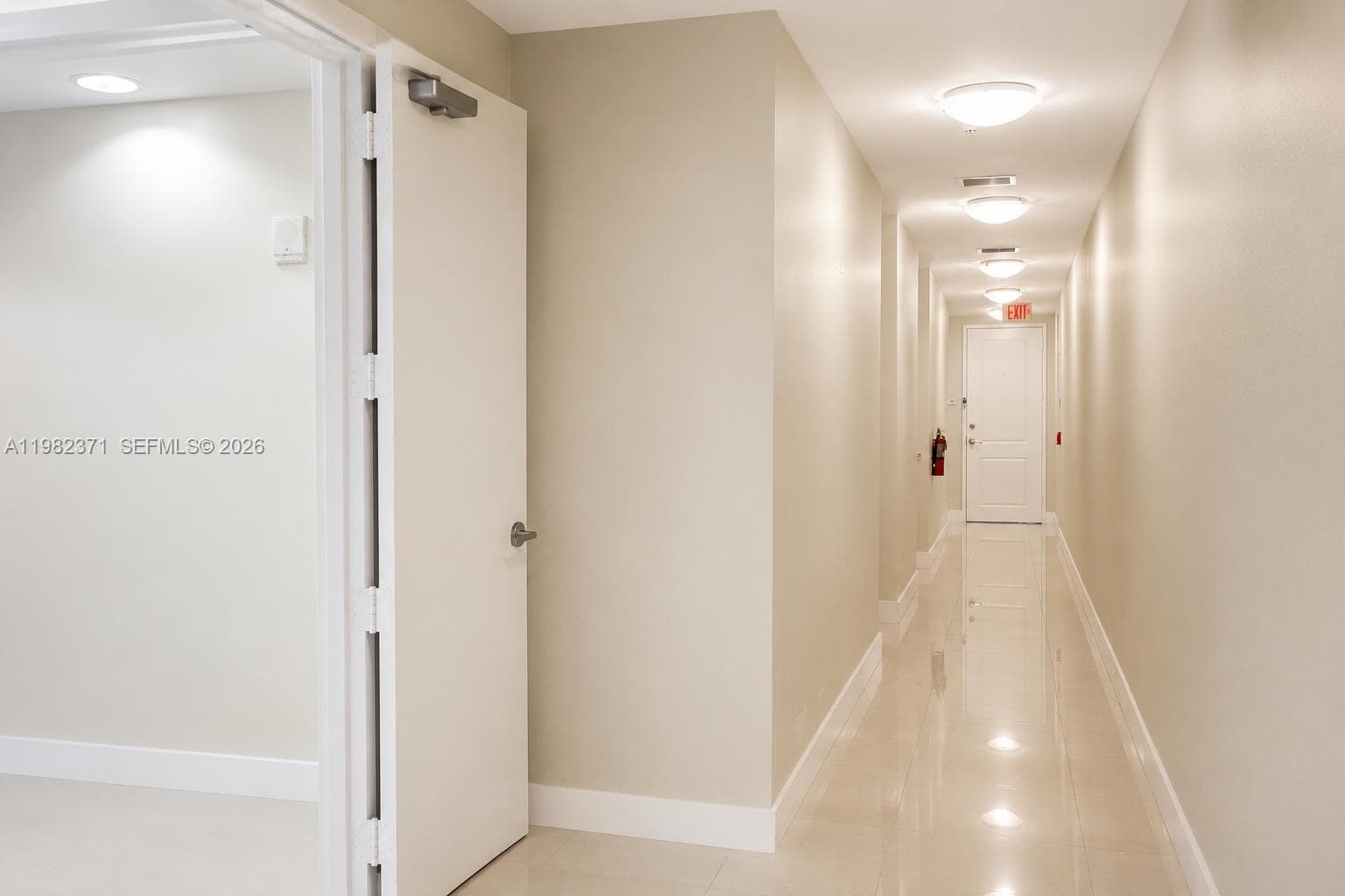 2200 NE 4th Ave # 503, Miami, FL 33137 — zdjęcie 2