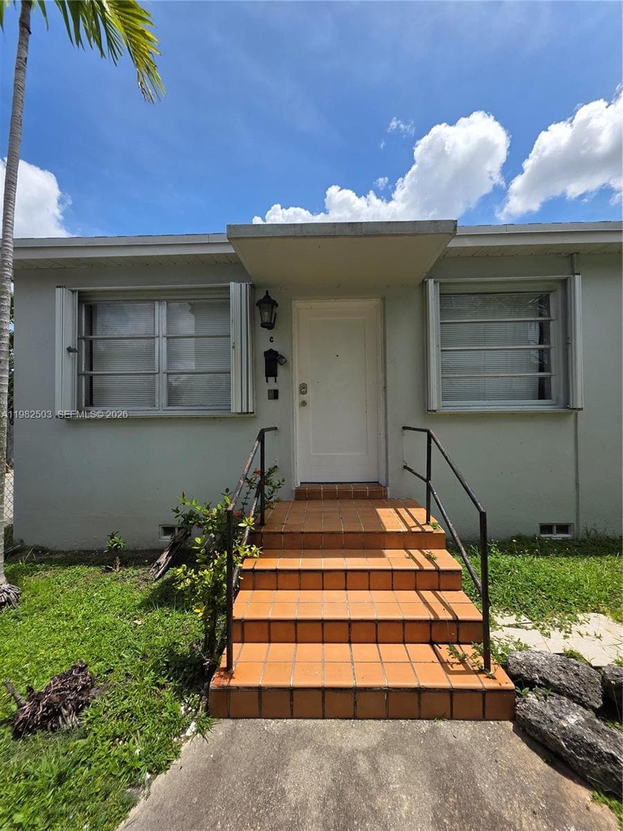57 Esplanade Dr # C, Miami Springs, FL 33166 — zdjęcie 3