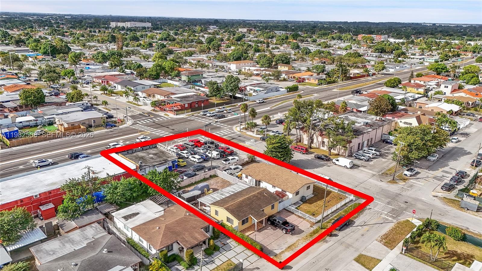 4265 E 8th Ave, Hialeah, FL 33013 — zdjęcie 5