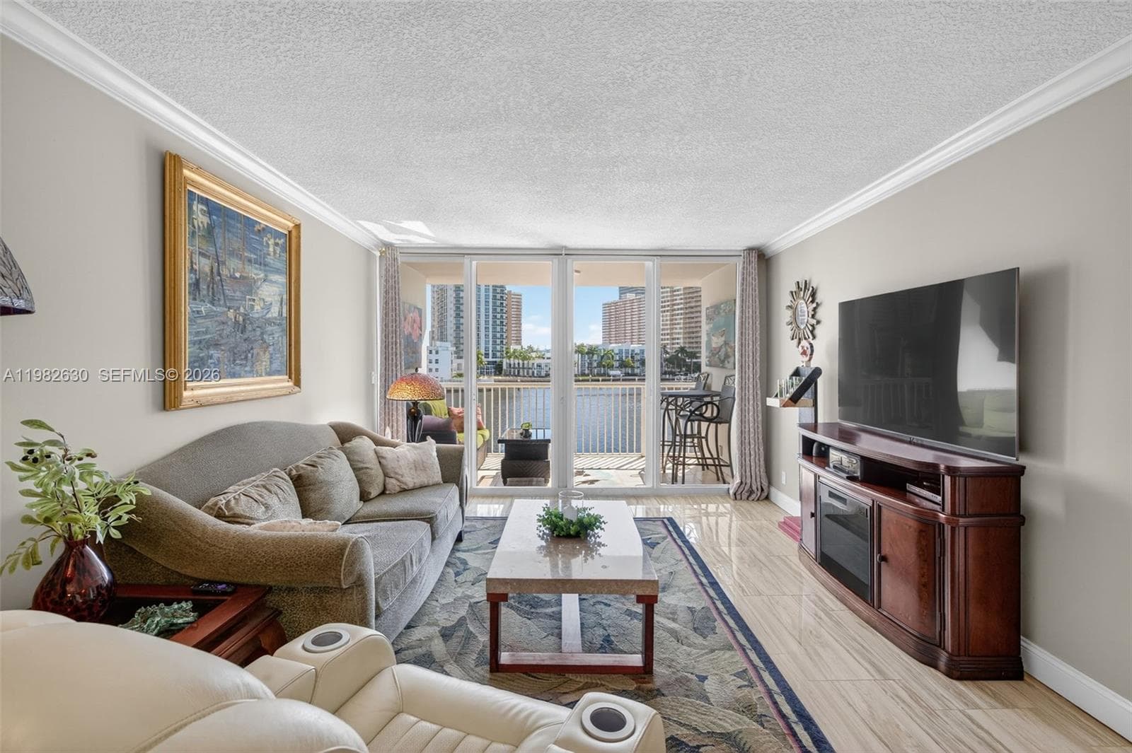 121 Golden Isles Dr # 205, Hallandale Beach, FL 33009 — zdjęcie 5