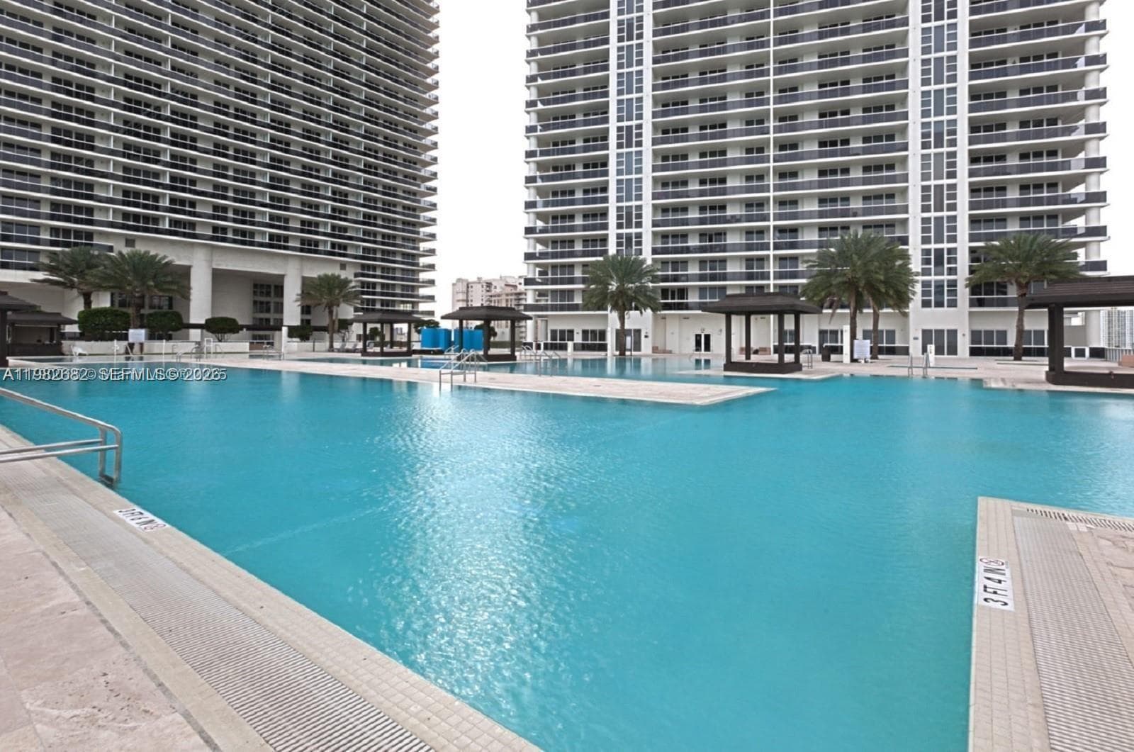 1830 S Ocean Dr # 4608, Hallandale Beach, FL 33009 — zdjęcie 2