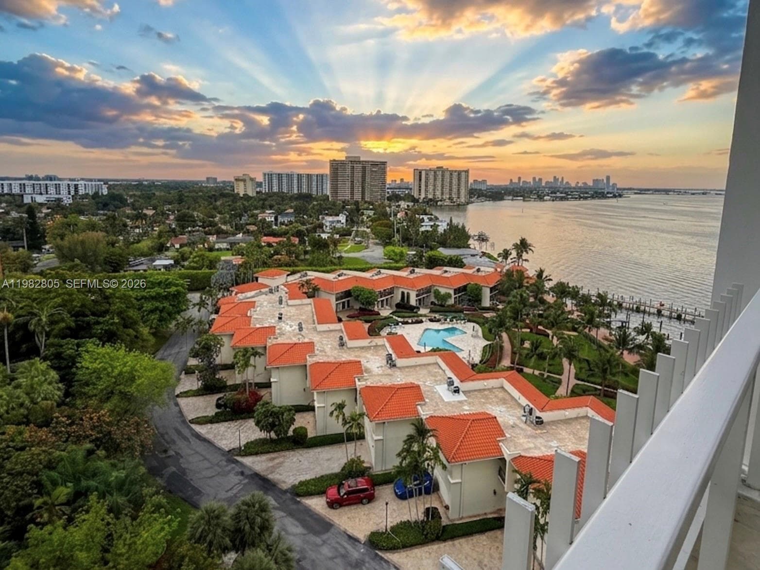 4000 Towerside Ter # 1401, Miami, FL 33138 — zdjęcie 4