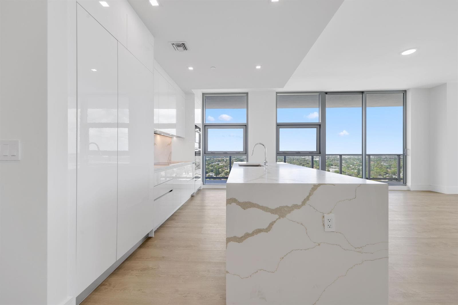 220 Lake Shore Drive # 1823, Lake Park, FL 33403 — zdjęcie 3