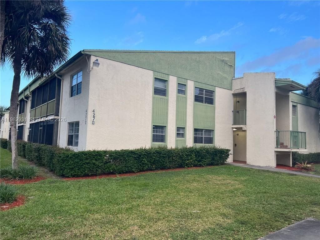4270 NW 89th Ave # 104, Coral Springs, FL 33065 — zdjęcie 2