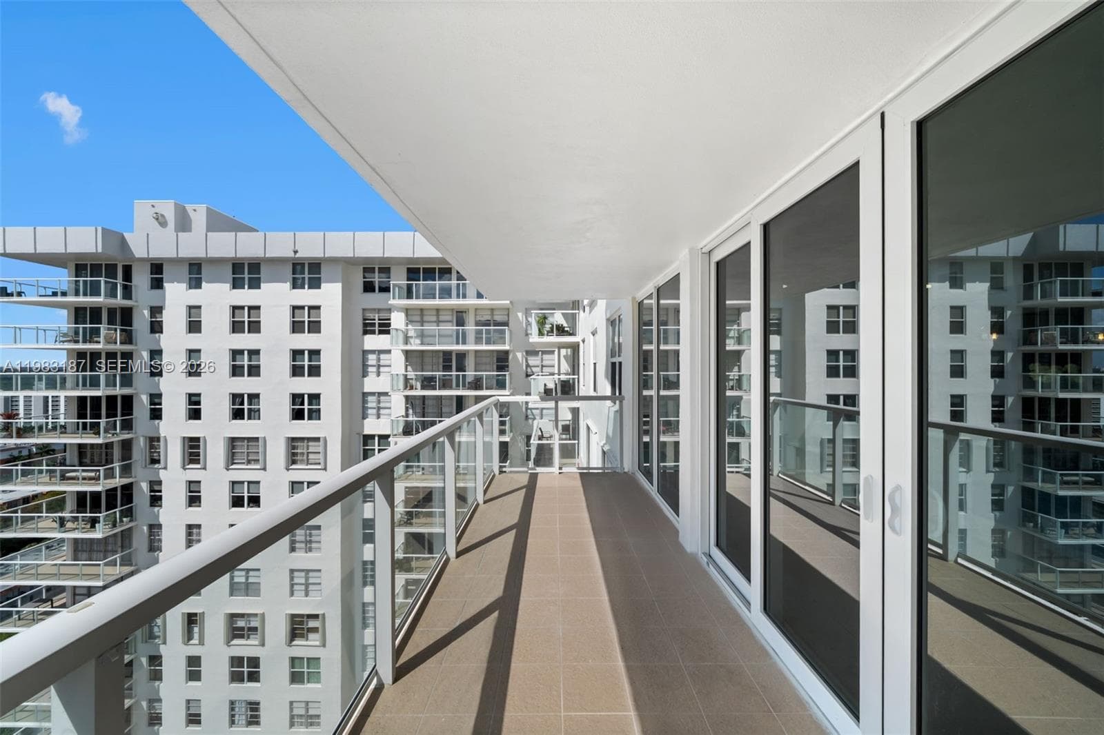 230 S 174th St # 2202, Sunny Isles Beach, FL 33160 — zdjęcie 4