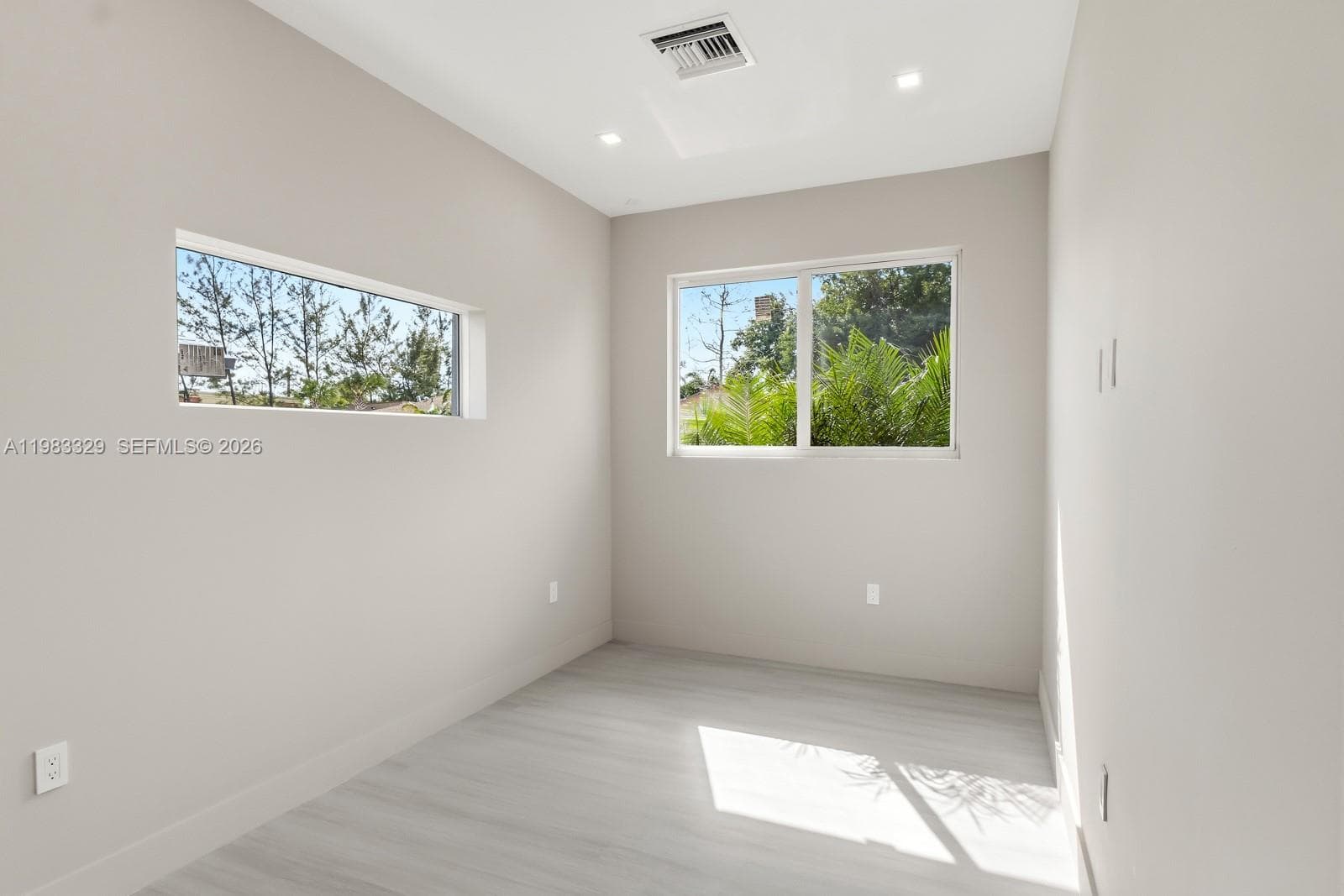 1028 NW 8th Ave, Fort Lauderdale, FL 33311 — zdjęcie 2