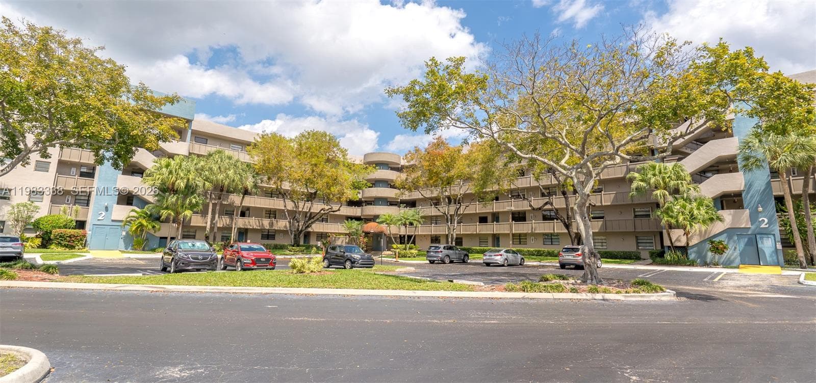 1000 Colony Point Cir # 203, Pembroke Pines, FL 33026