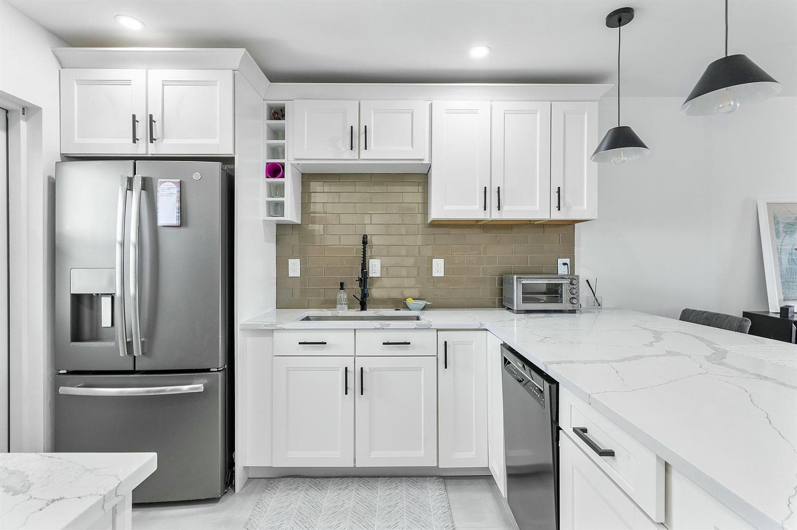 330 N Federal Highway, Deerfield Beach, FL 33441 — zdjęcie 2