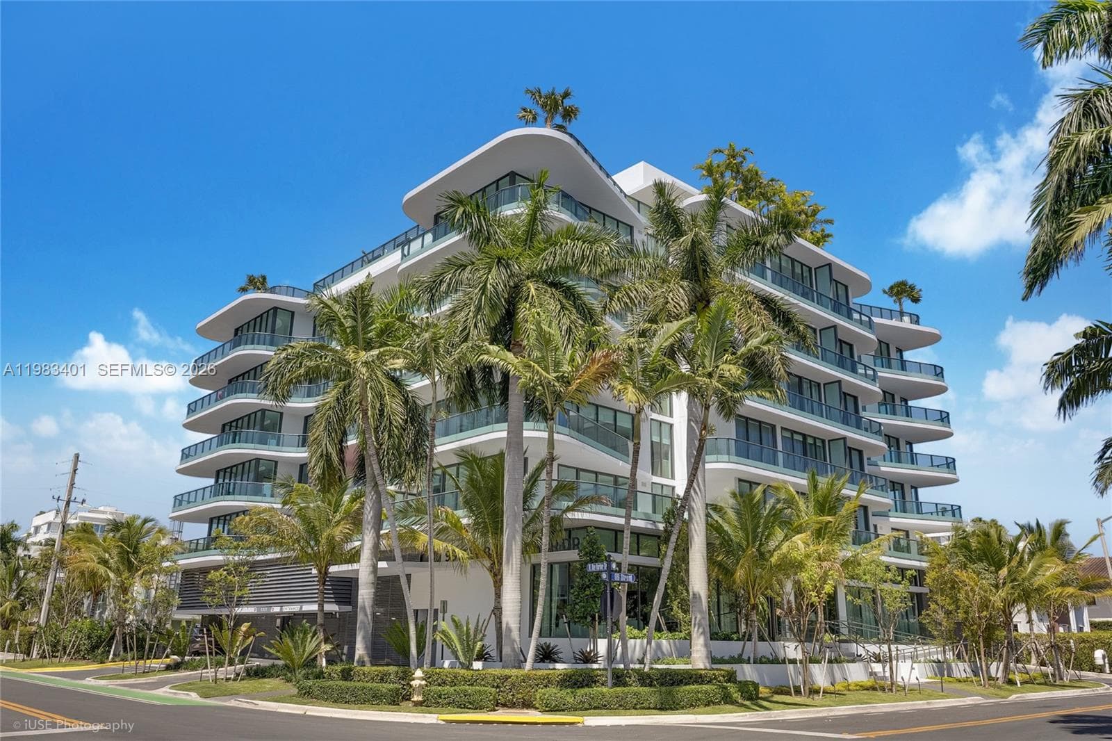 9901 W Bay Harbor Drive # 506, Miami, FL 33154