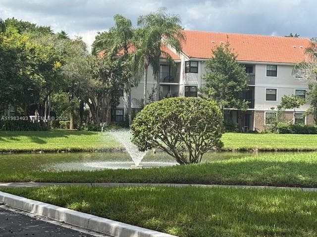 10161 W SUNRISE # 104, Plantation, FL 33322