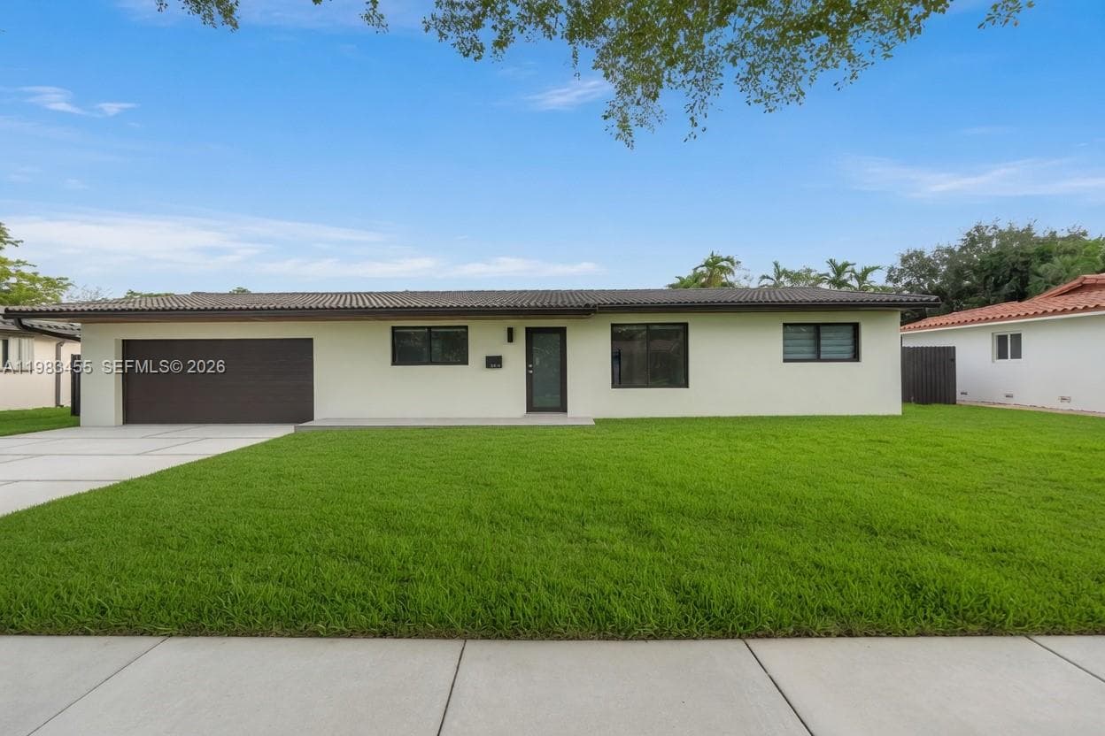 14515 Mahogany Ct, Miami Lakes, FL 33014 — zdjęcie 2