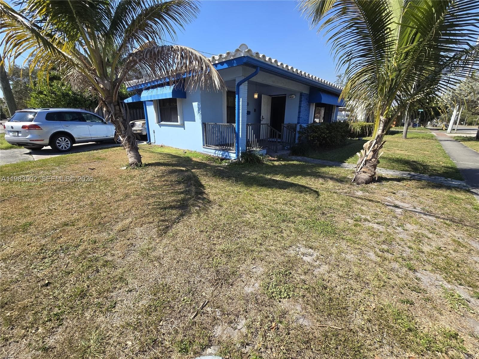 704 SW 2nd Ave, Dania Beach, FL 33004 — zdjęcie 2