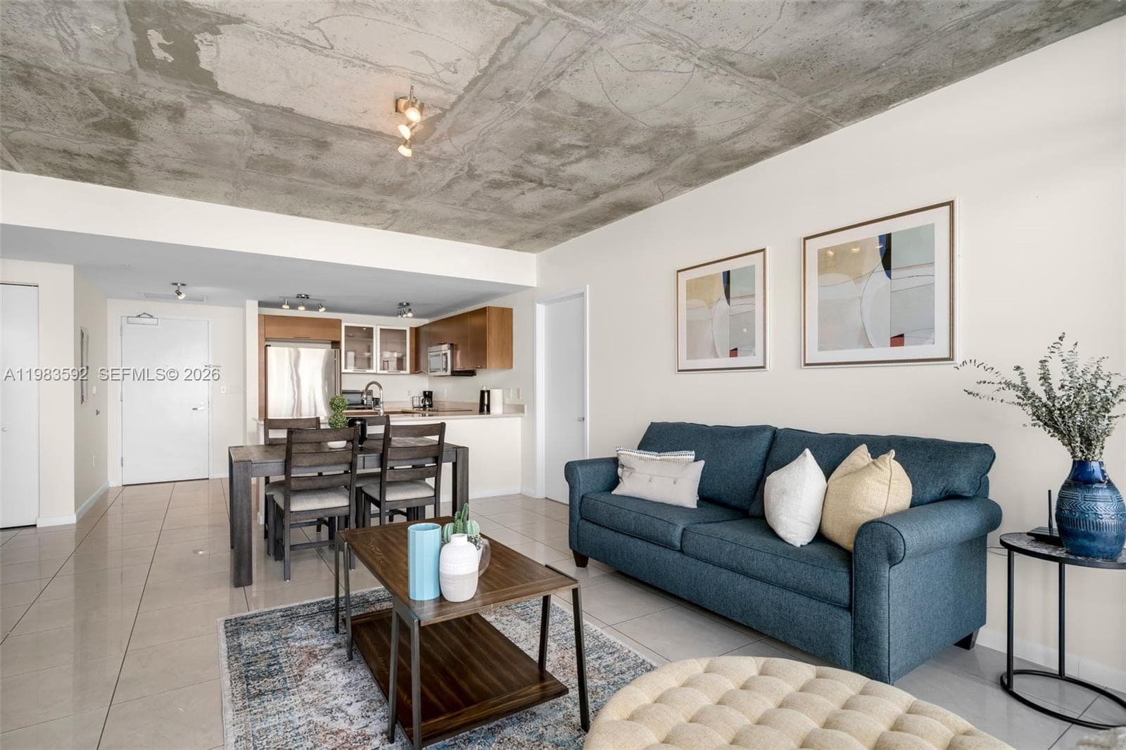 3250 NE 1st Ave # 814, Miami, FL 33137
