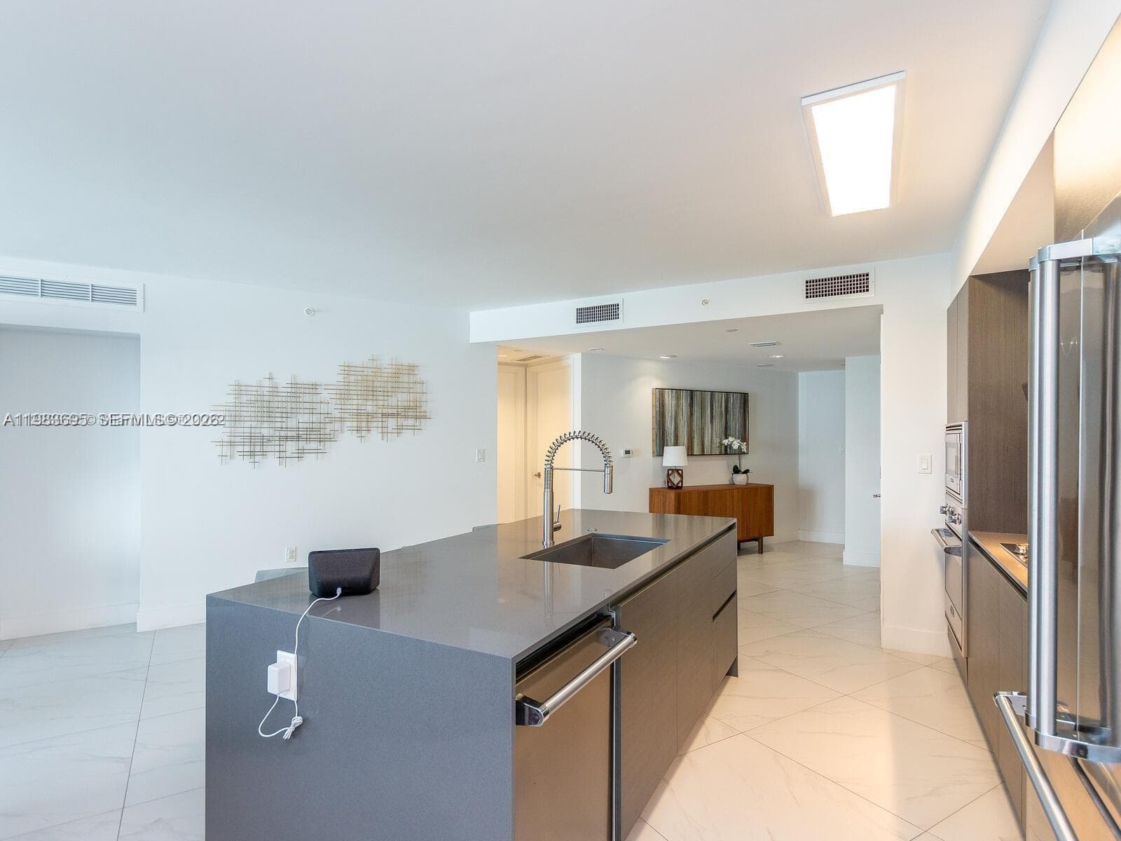 9821 E Bay Harbor Dr # 502, Bay Harbor Islands, FL 33154 — zdjęcie 4