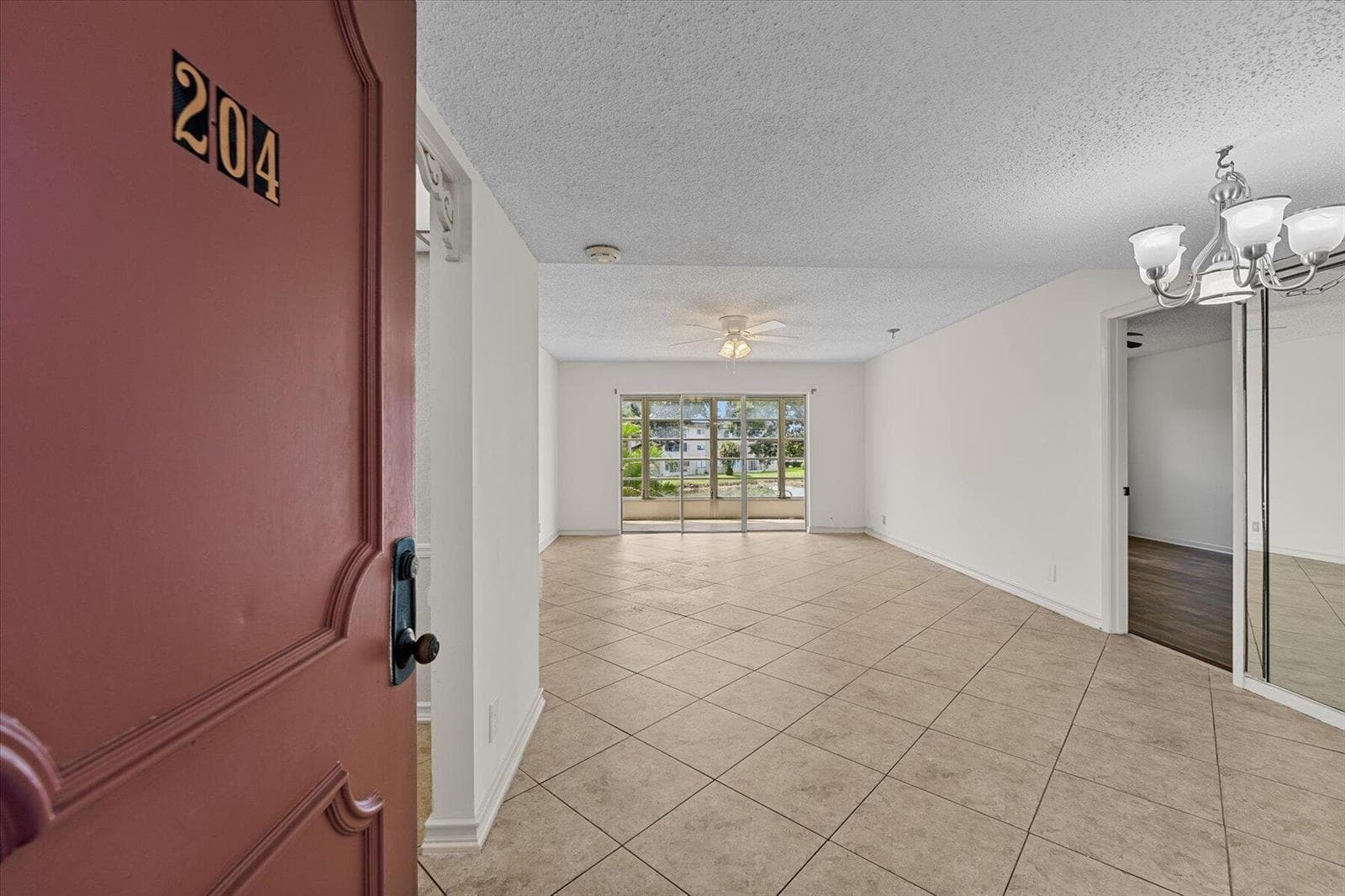 719 Lori Drive # 204, Palm Springs, FL 33461 — zdjęcie 3