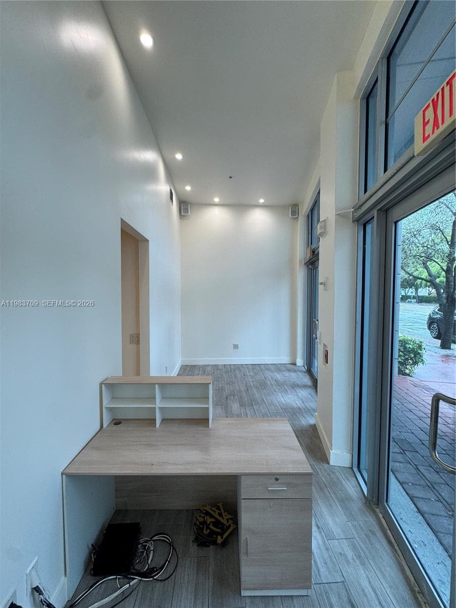 110 Washington Ave # CU-7, Miami Beach, FL 33139