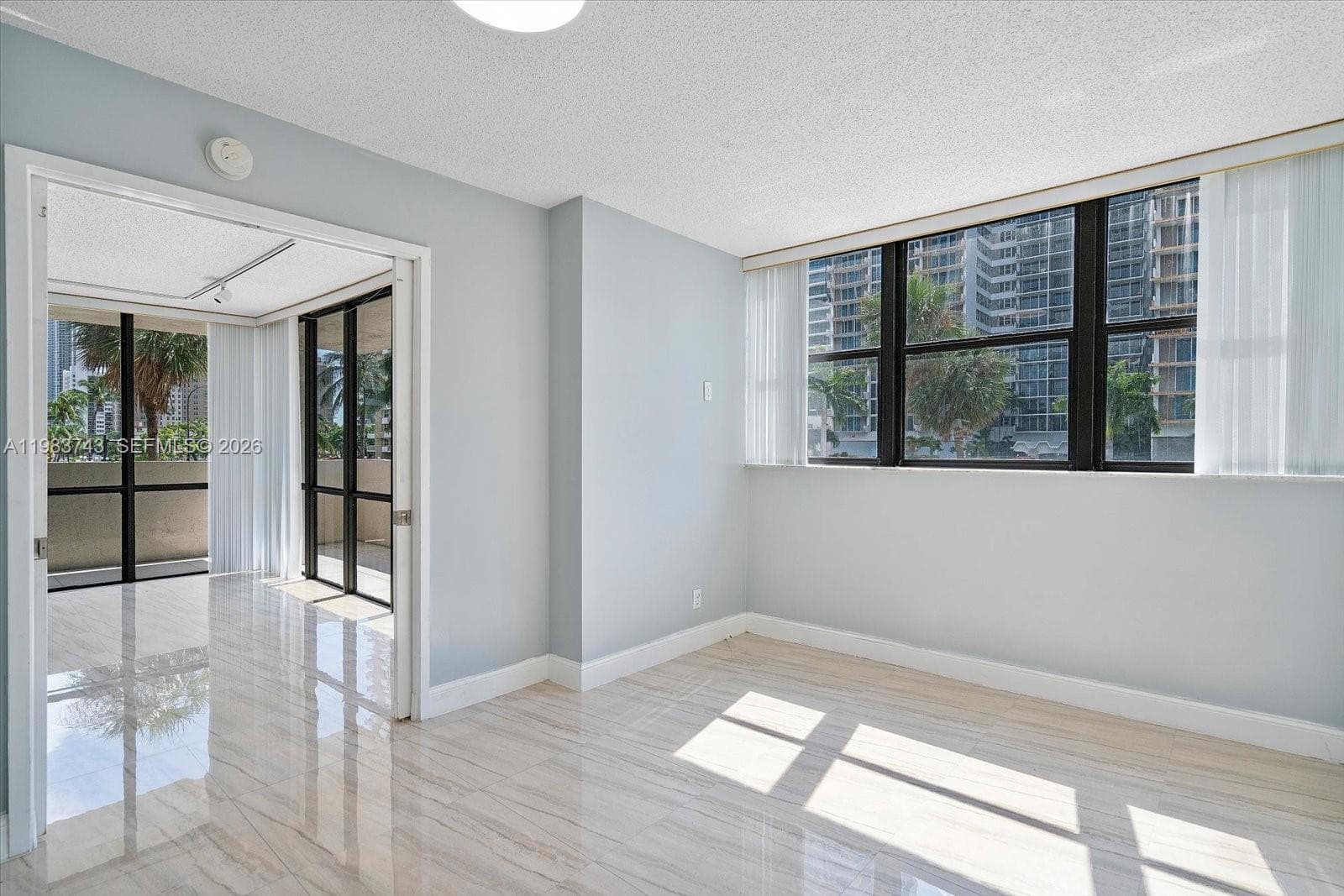 2049 S Ocean Dr # 210, Hallandale Beach, FL 33009 — zdjęcie 4