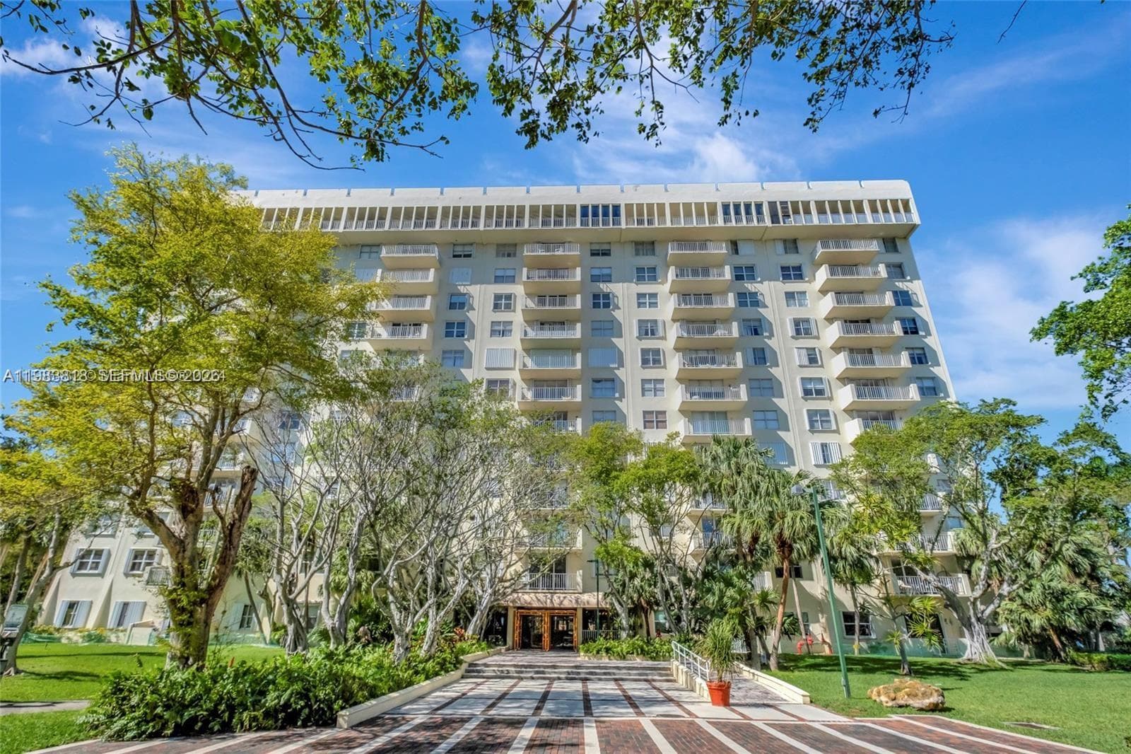 11111 Biscayne Blvd # 8F, Miami, FL 33181 — zdjęcie 4