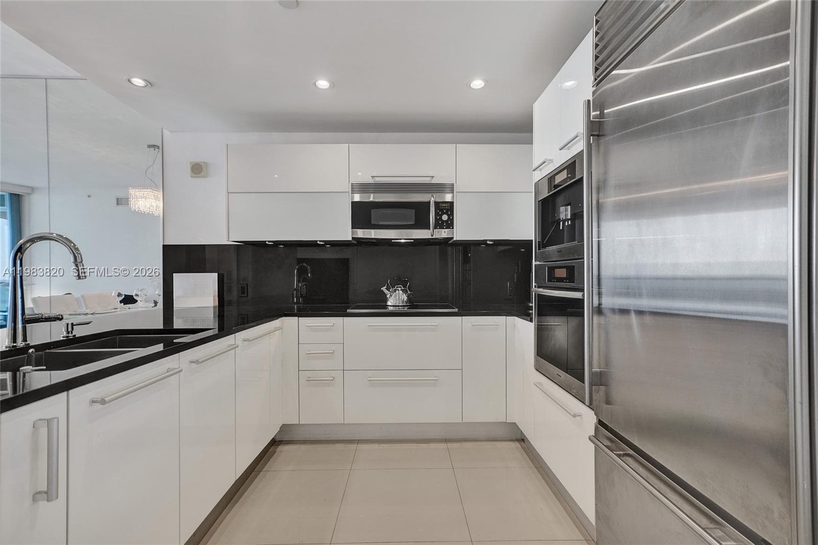17121 Collins Ave # 2003, Sunny Isles Beach, FL 33160 — zdjęcie 4
