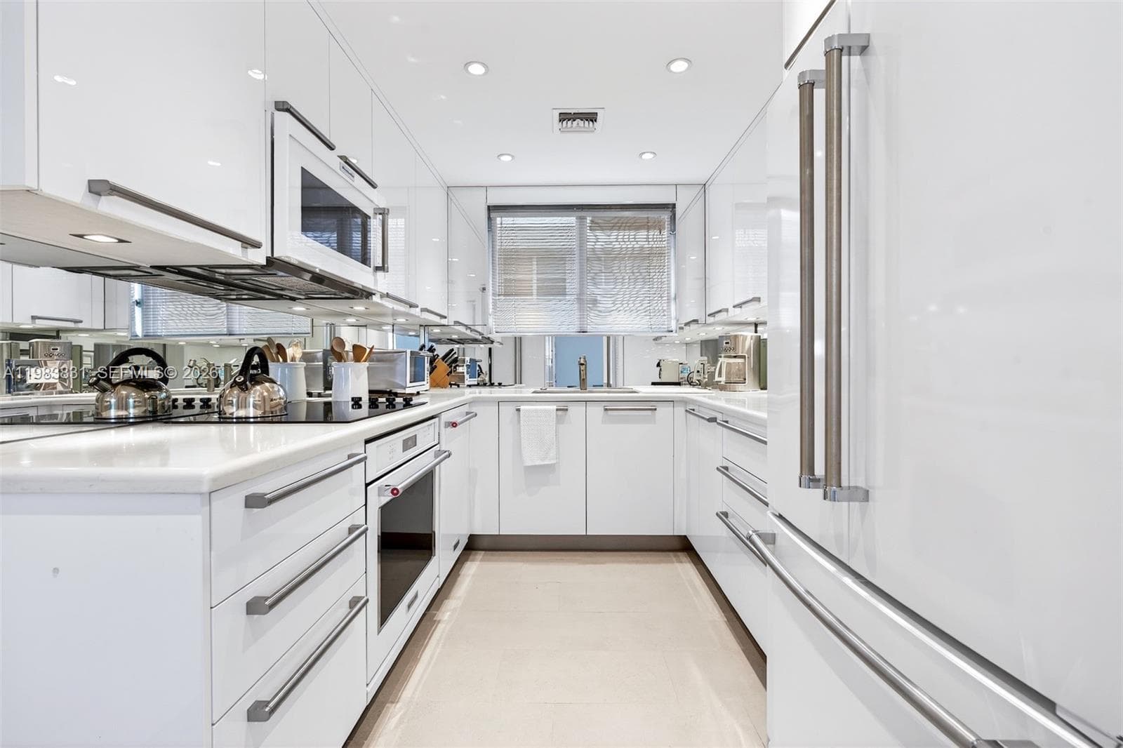 10178 Collins Ave # 208, Bal Harbour, FL 33154 — zdjęcie 4