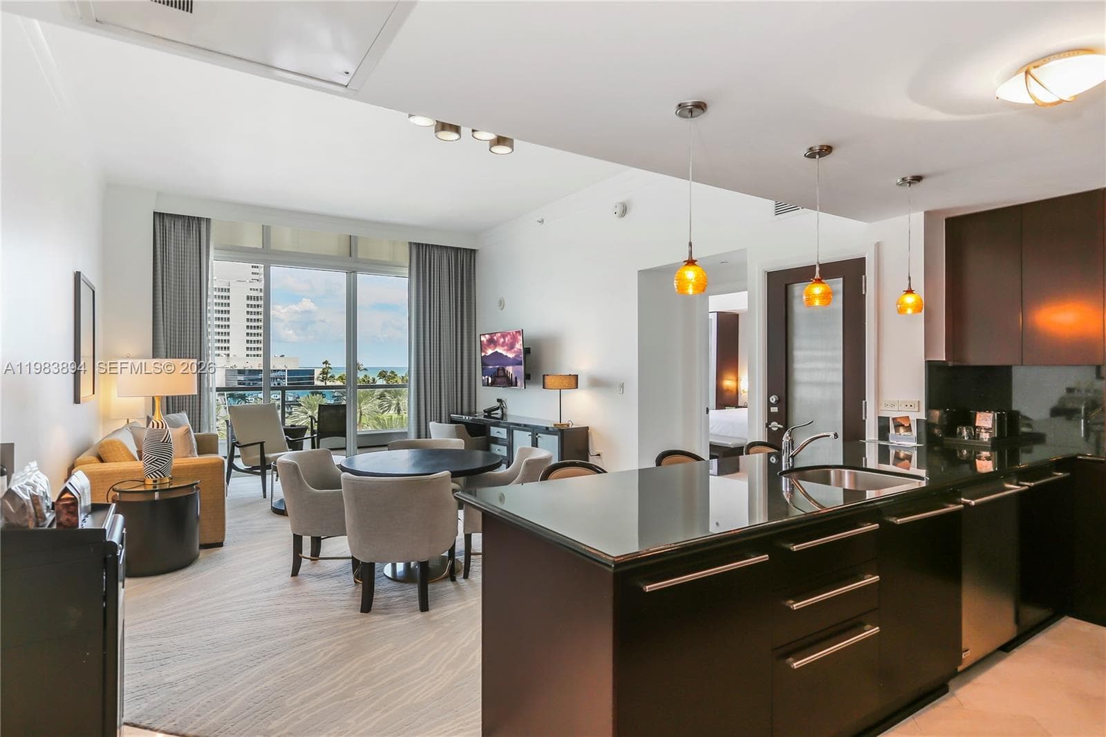 4391 Collins Ave # 506/507, Miami Beach, FL 33140 — zdjęcie 2