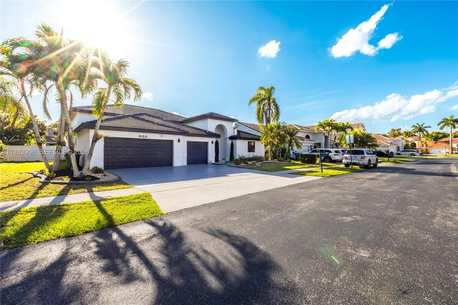 930 NW 197th Ave, Pembroke Pines, FL 33029 — zdjęcie 2