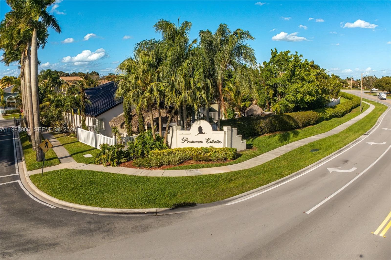 930 NW 197th Ave, Pembroke Pines, FL 33029 — zdjęcie 4