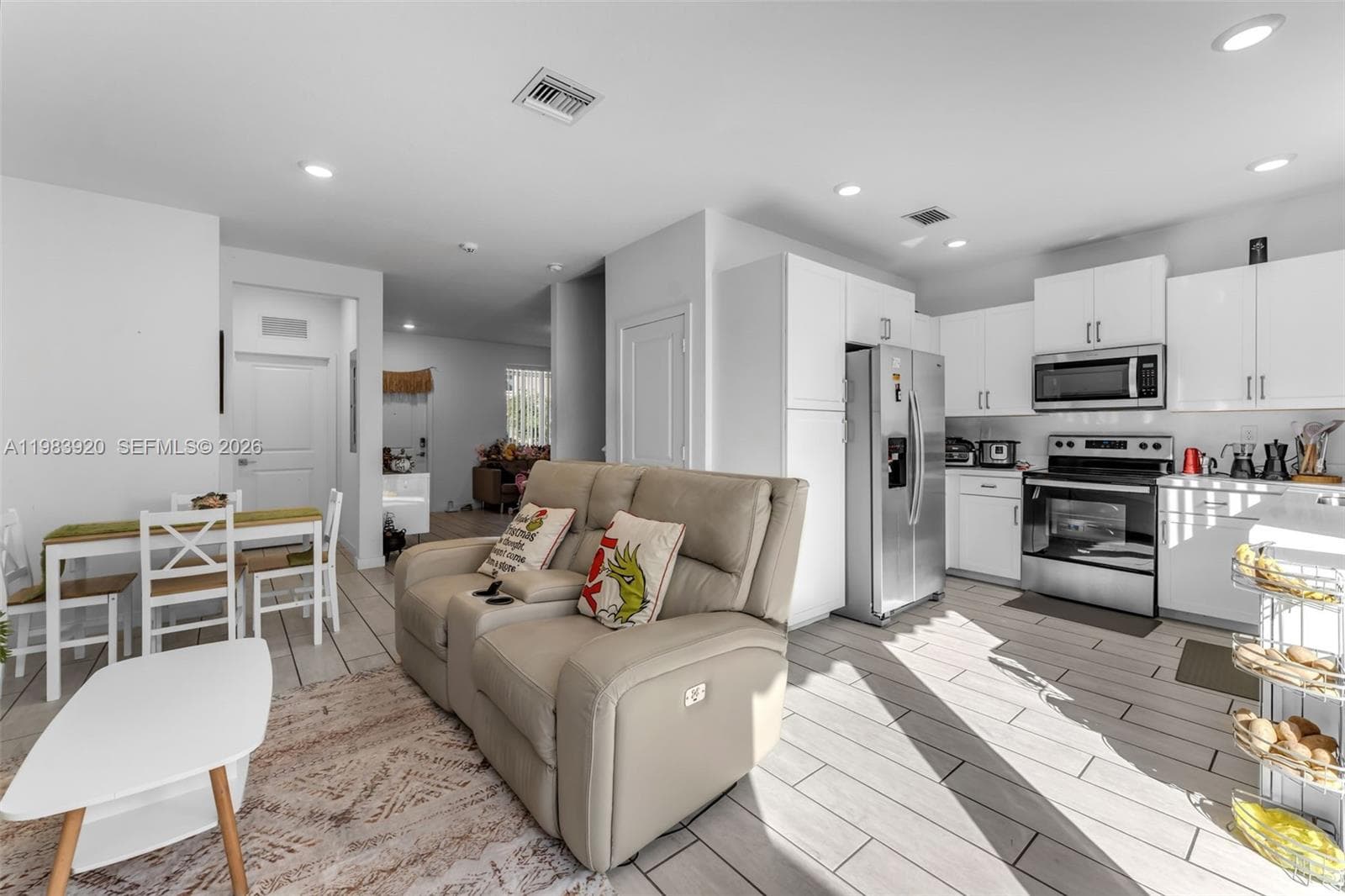 1056 SE 24th Ave, Homestead, FL 33035 — zdjęcie 5