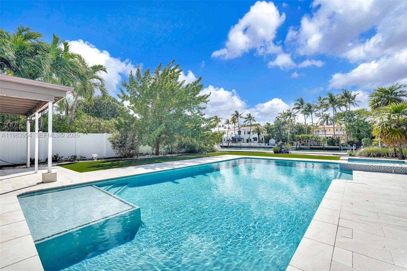4560 Prairie Ave, Miami Beach, FL 33140 — zdjęcie 3