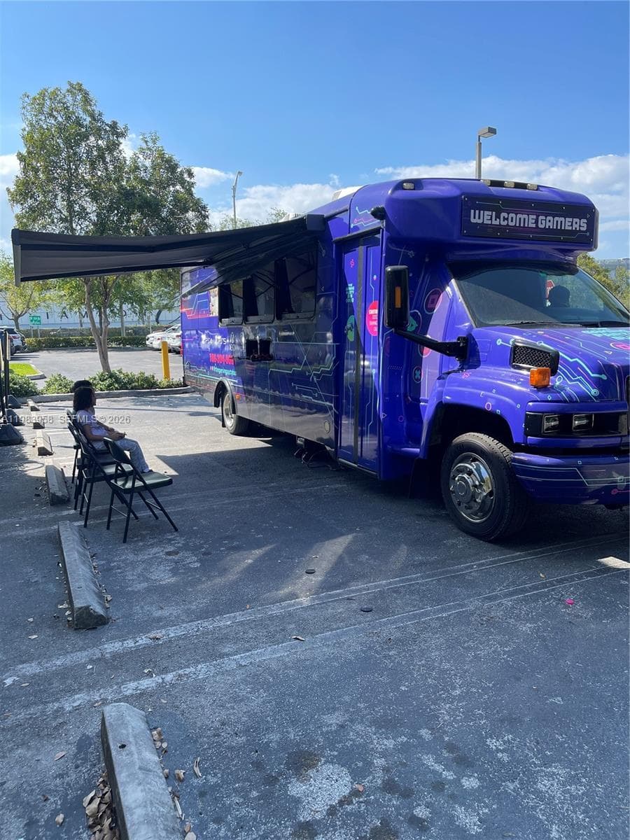 GAMING BUS BUSINESS SW FOR SALE, Cutler Bay, FL 33190 — zdjęcie 2