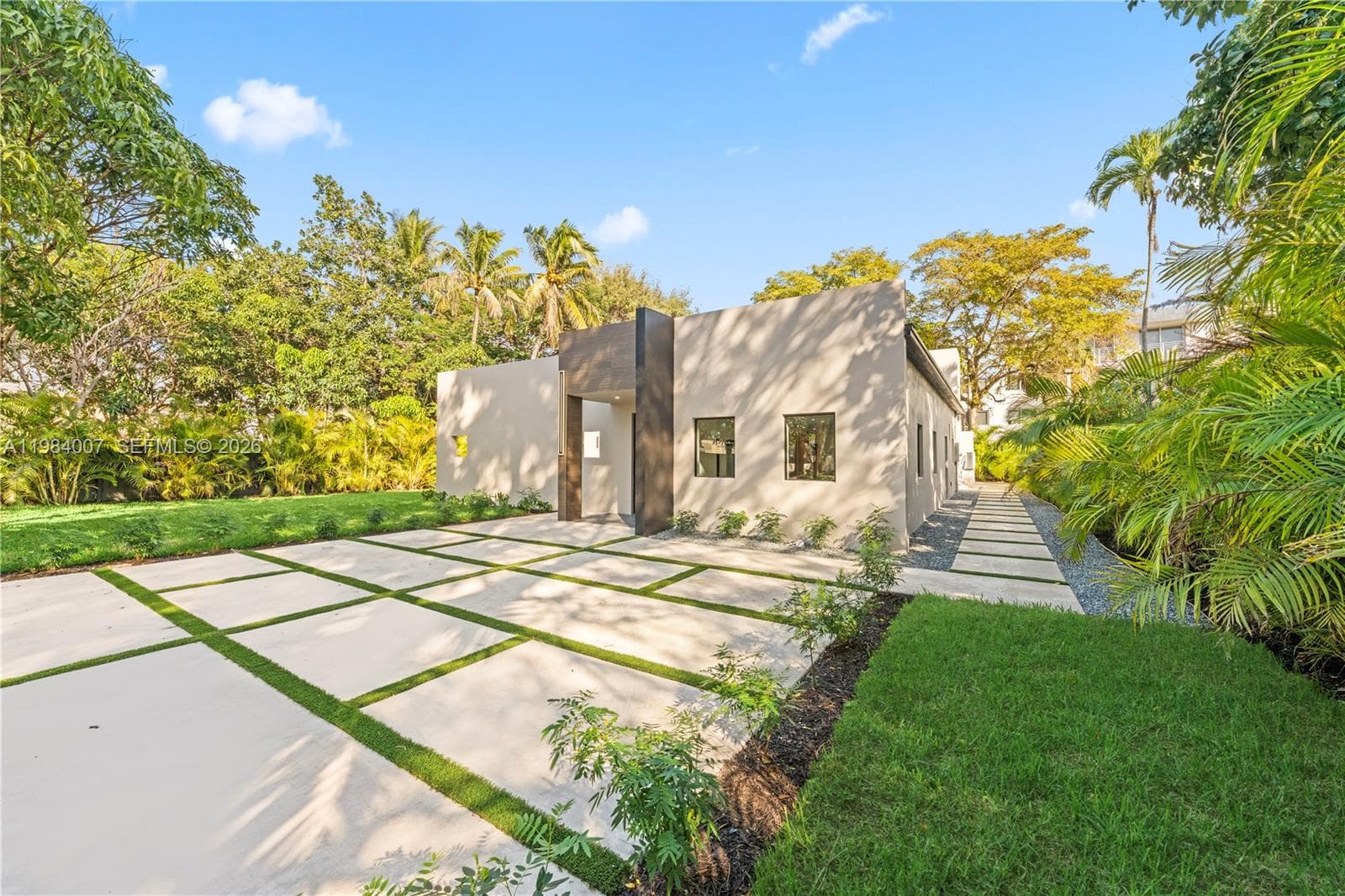 12335 Griffing Blvd, North Miami, FL 33161 — zdjęcie 3