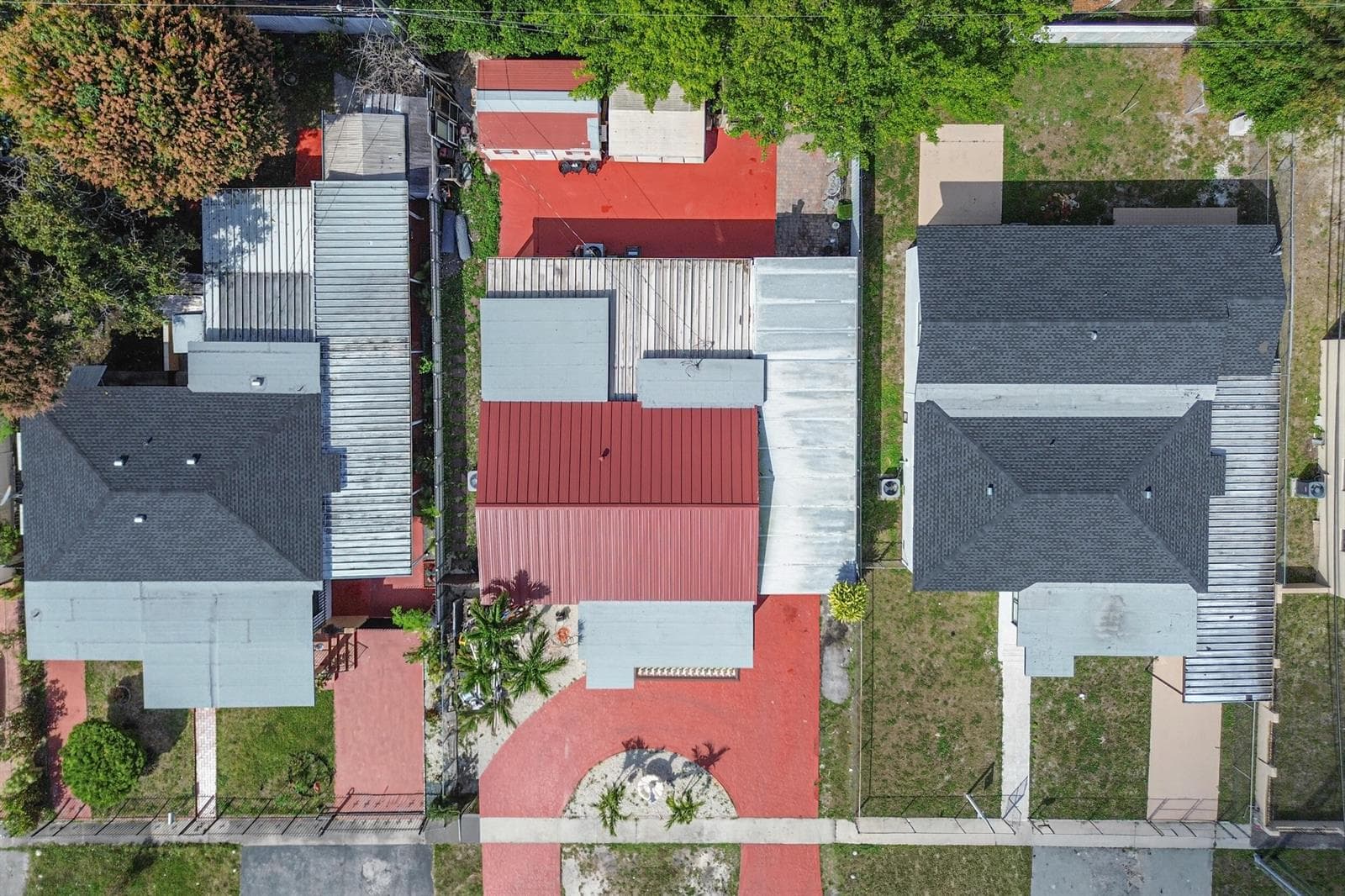 4970 E Palm Court, Hialeah, FL 33013 — zdjęcie 4