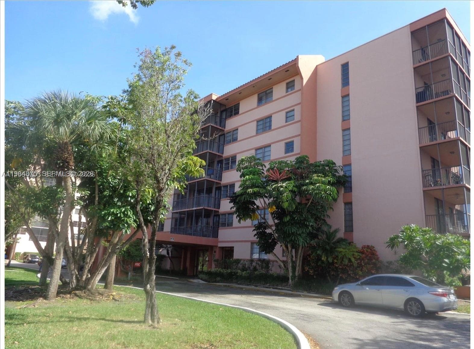 20850 San Simeon Way # 107-5, Miami, FL 33179