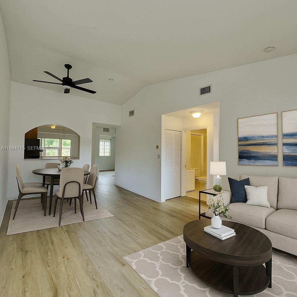 975 NE 33rd Ter # 203, Homestead, FL 33033 — zdjęcie 4